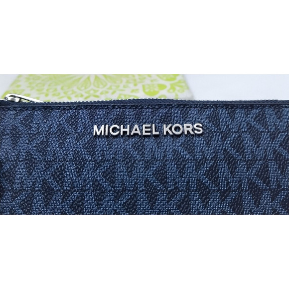Michael Kors Blue Leather MK Printed Credit Card Wristlet Bifold Wallet - EUC - Picture 4 of 16